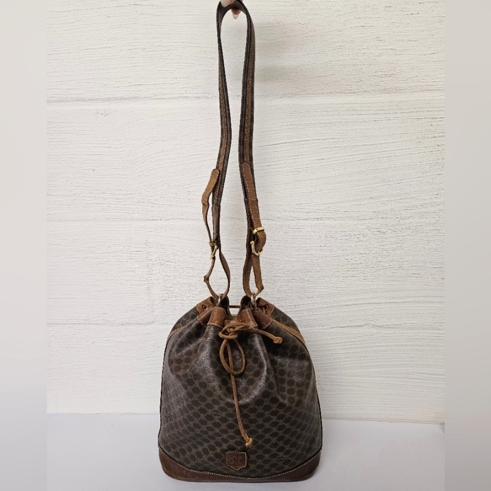 Celine Vintage Macadam Sac Seau Drawstring Bucket Bag in Canvas and Leather - Picture 3 of 16